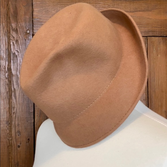 NWT Felt Fedora Hat - Picture 3 of 6